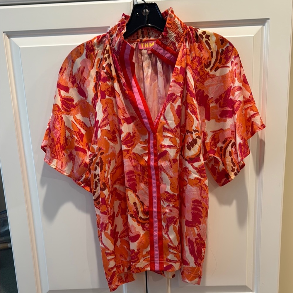 THML Red and White Ruched Short Sleeve Blouse